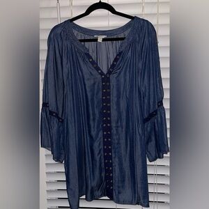 CATO Women’s Size 22/24 3/4 Denim Butterfly Sleeve Blouse